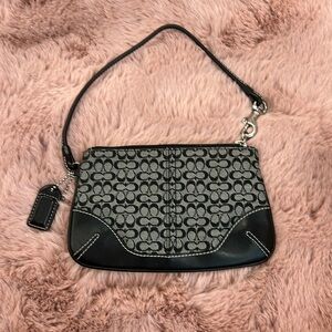 Coach - EC - Black and Gray Wristlet in Signature and Leather